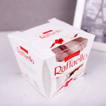 Конфеты Ferrero Raffaello 150 гр. - фото
